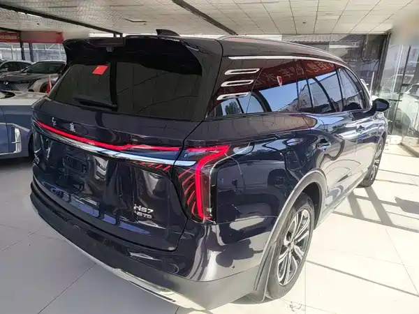 Hongqi HS7 2023