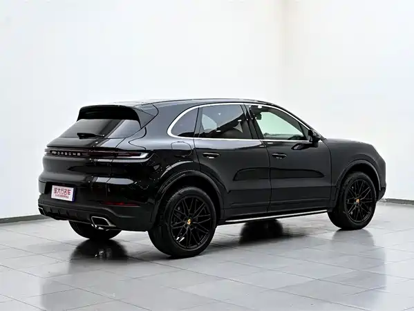 Porsche Cayenne 2024