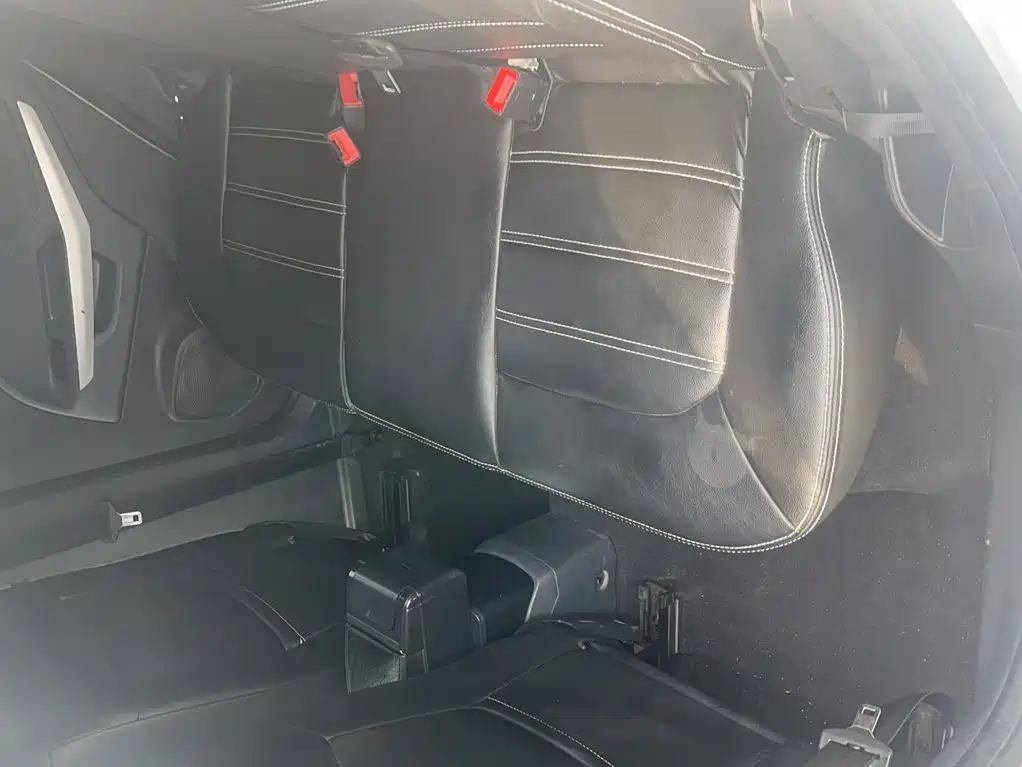 Ford Ecosport 2015 — фото 14