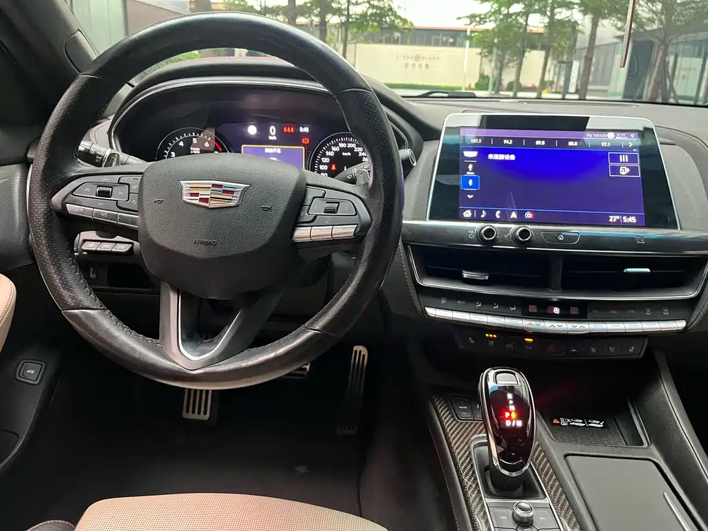 Cadillac CT5 2020 — фото 31
