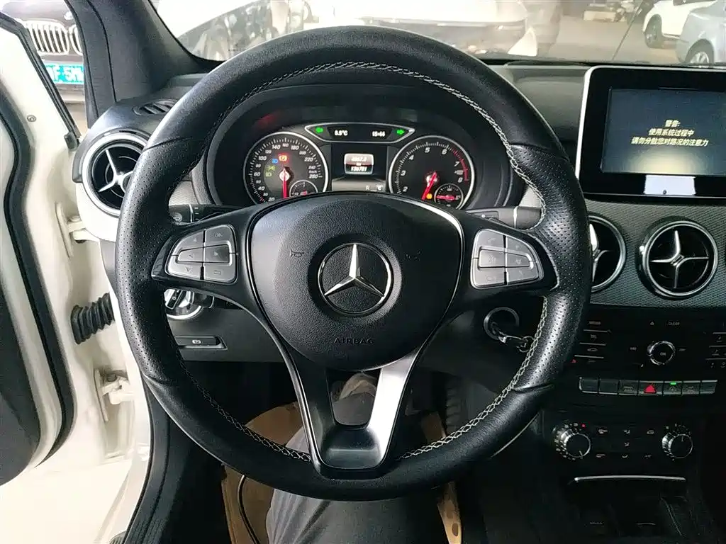 Mercedes-Benz B-Class 2016 — фото 3