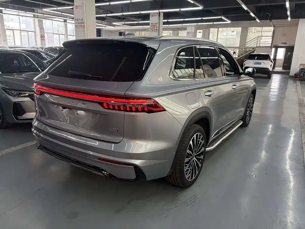 Geely Xingyue L 2024 — фото 11