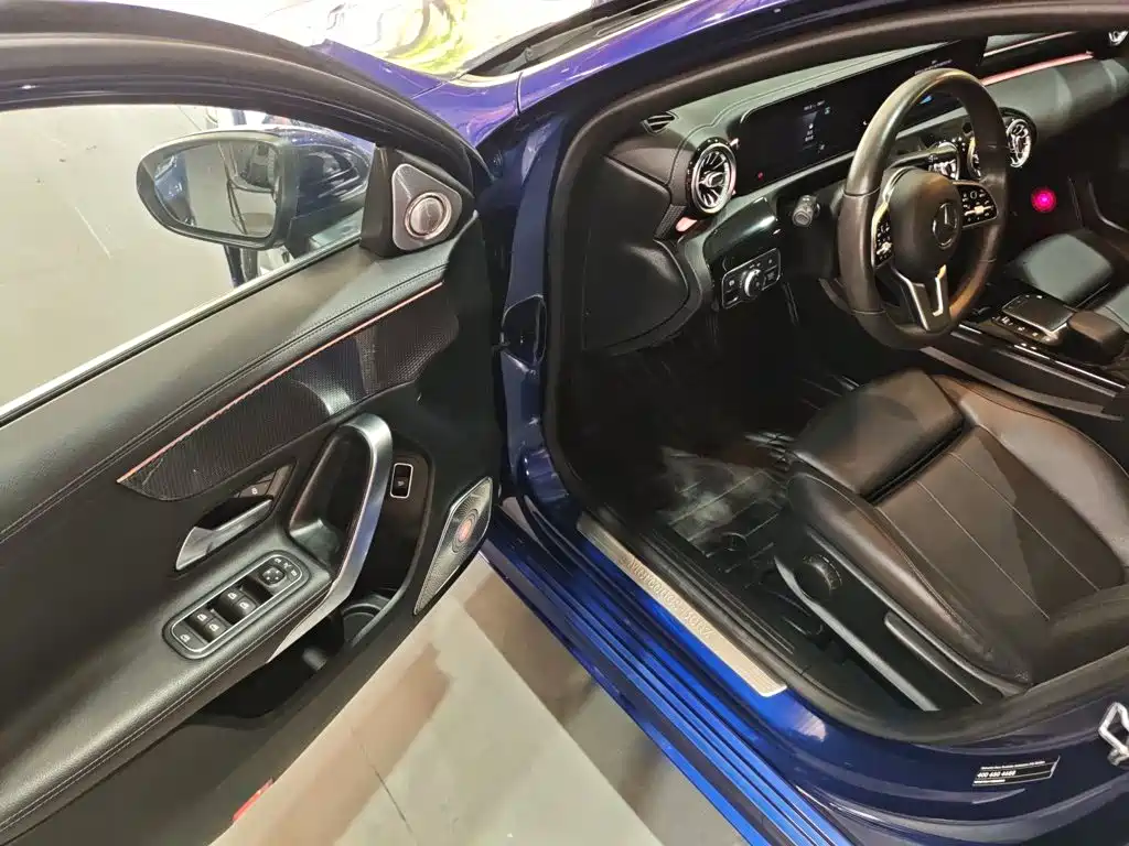 Mercedes-Benz A-Class 2021 — фото 12