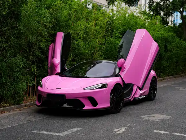 McLaren GT 2022
