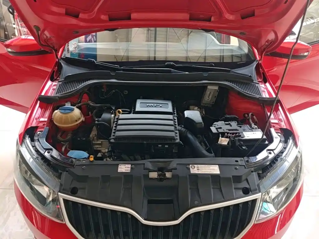 Skoda Fabia 2018 — фото 20