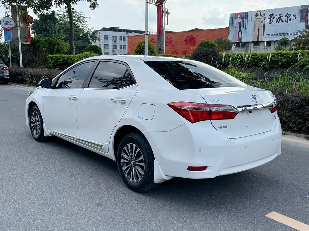 Toyota Corolla 2019 — фото 11