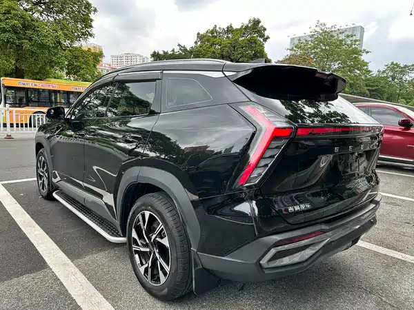 Geely Boyue L 2025