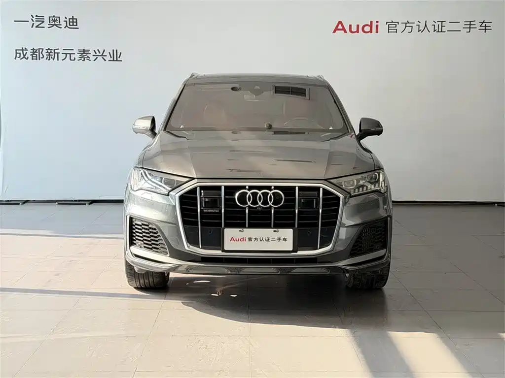 Audi Q7 2023 — фото 2
