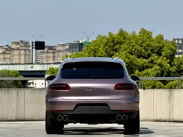 Porsche Macan 2014