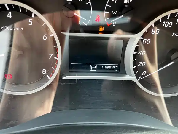 Nissan Bluebird 2019
