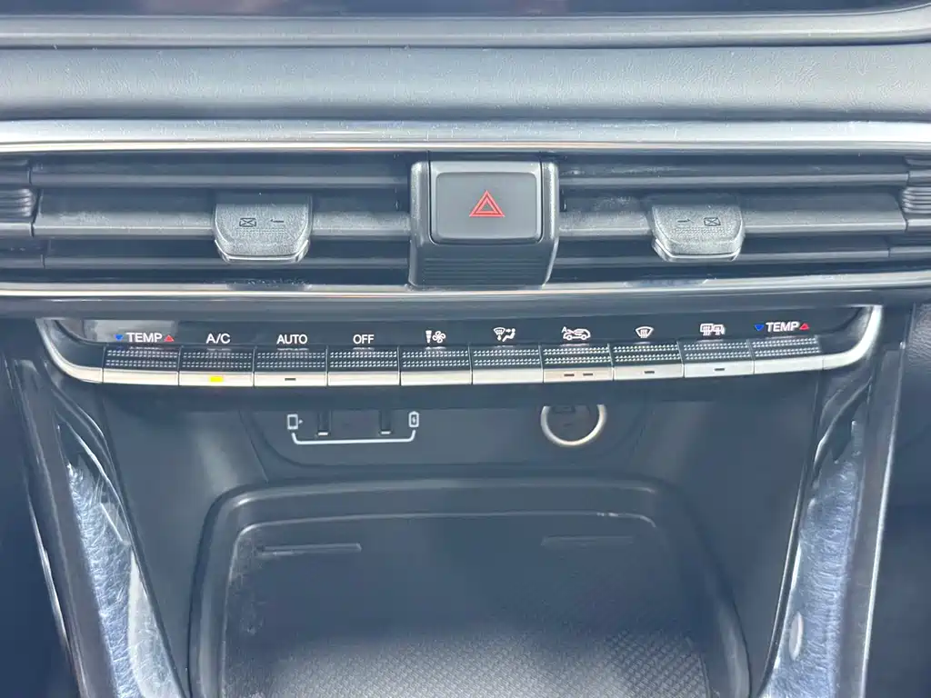 GAC Trumpchi GS4 2022 — фото 10