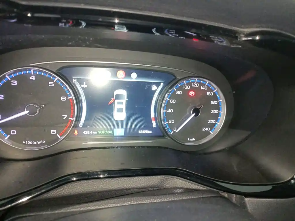 GAC Motor Trumpchi M8 2019 — фото 12