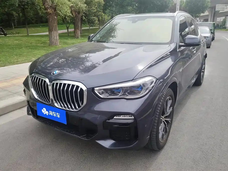 BMW X5 2021 — фото 1