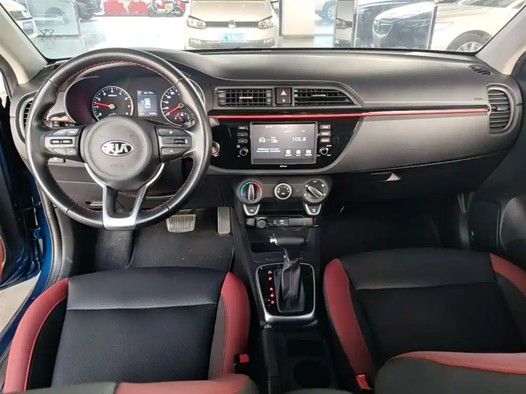 Kia KX Cross 2019 — фото 10