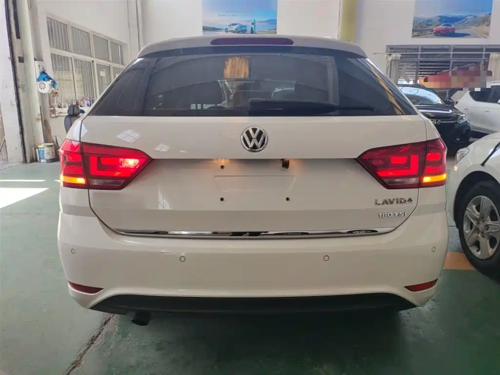 Volkswagen Gran Lavida 2018 — фото 6