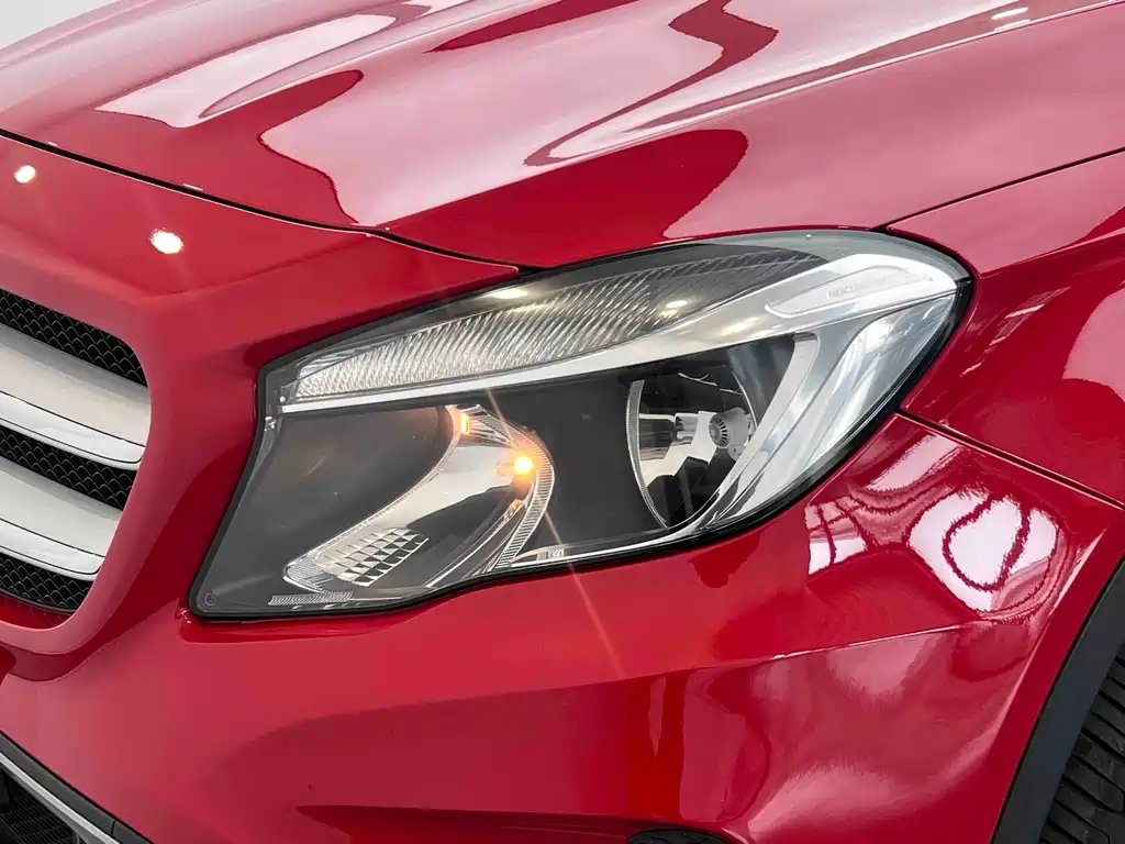 Mercedes-Benz GLA 2016 — фото 16