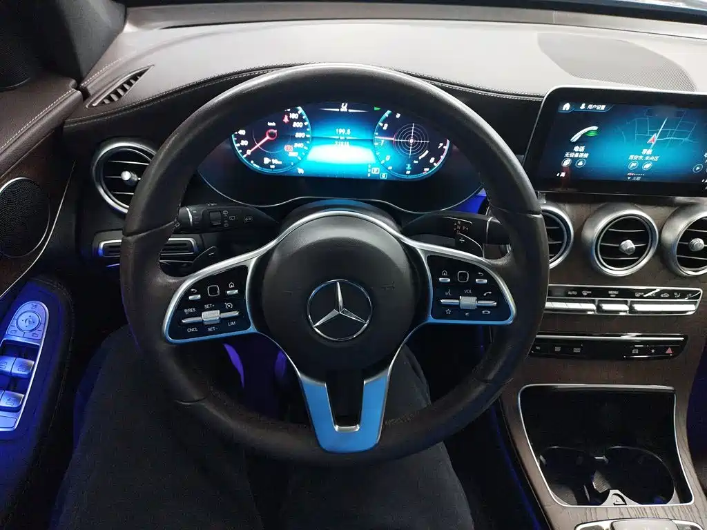 Mercedes-Benz GLC 2021 — фото 11