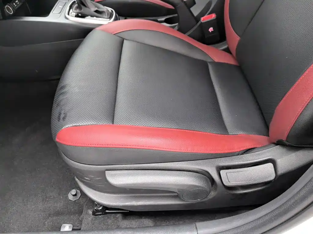 Kia KX CROSS 2019 — фото 20
