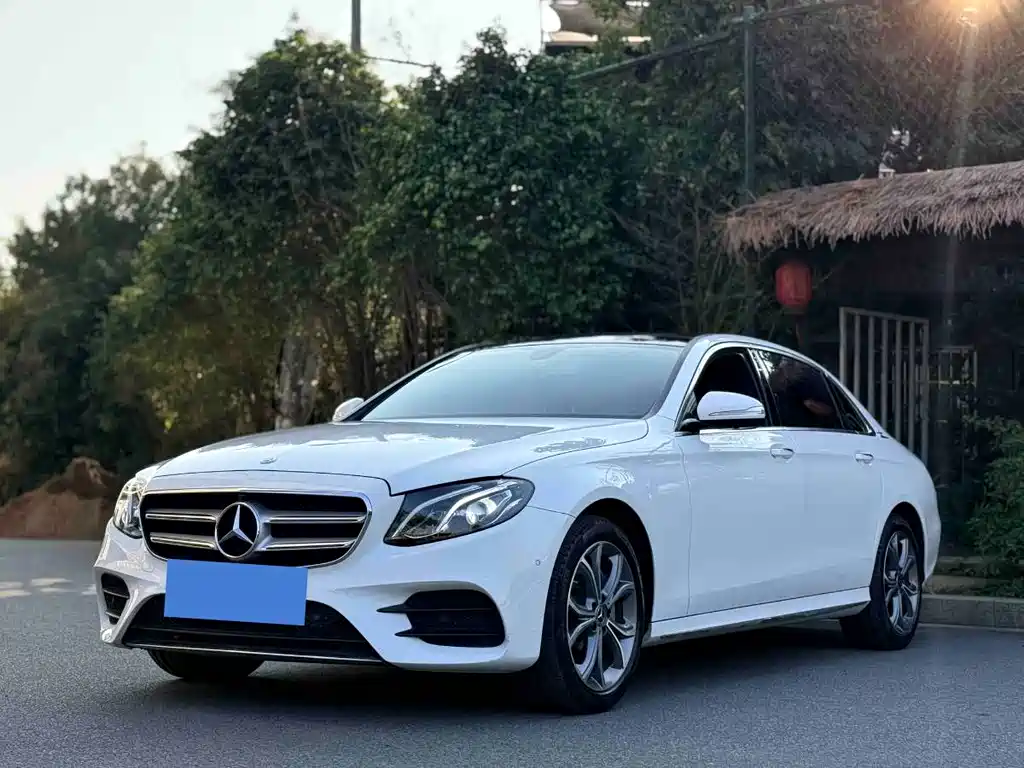 Mercedes-Benz E-Class 2020 — фото 1