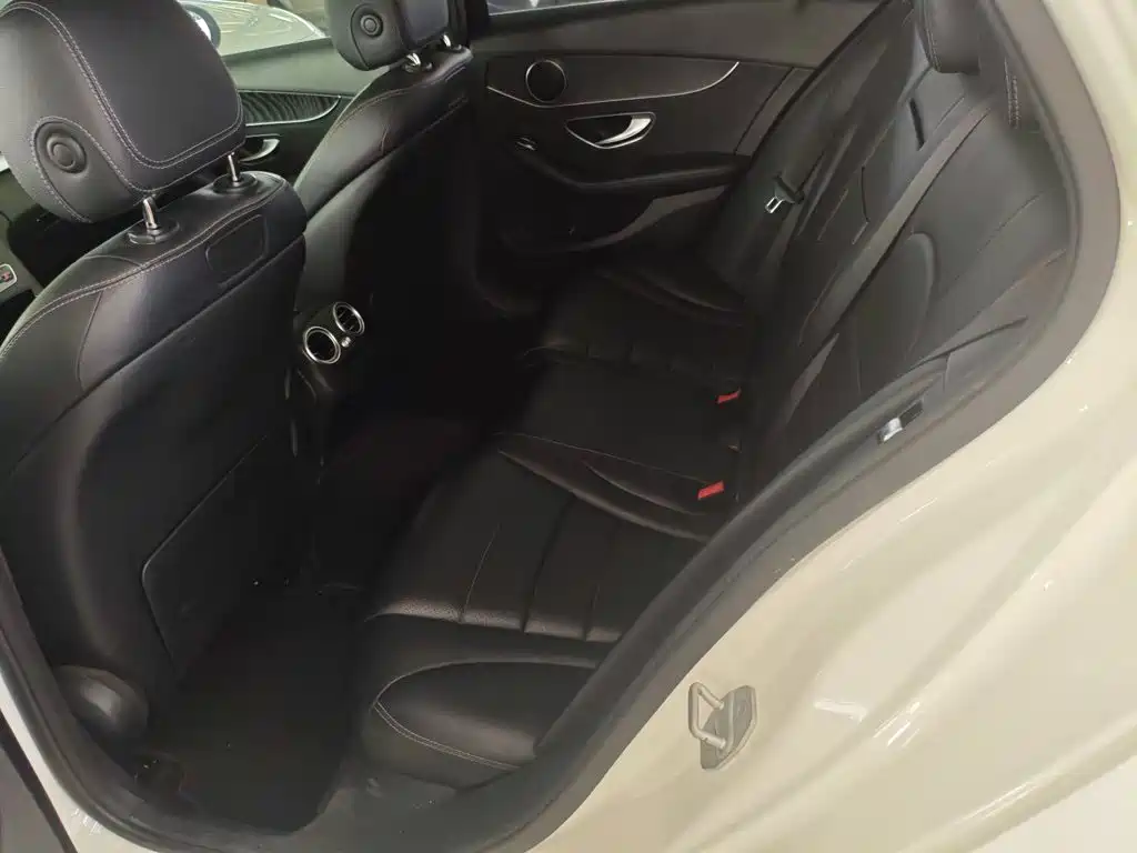 Mercedes-Benz C-Class 2016 — фото 13
