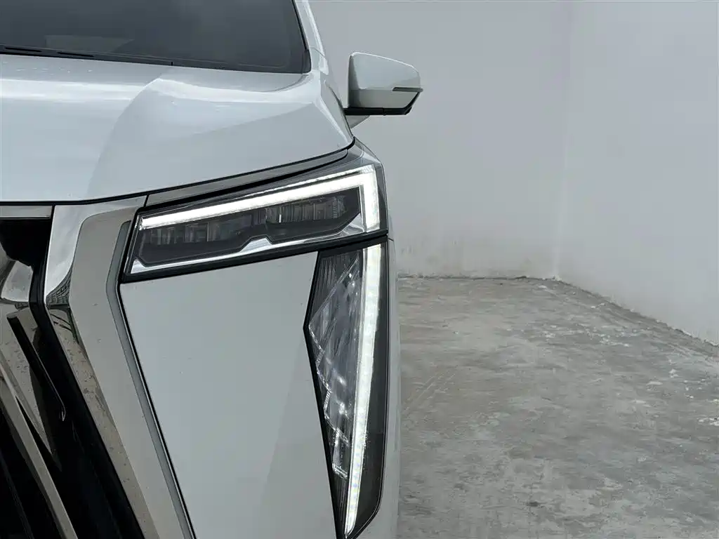 GAC Motor Trumpchi M8 2023 — фото 16