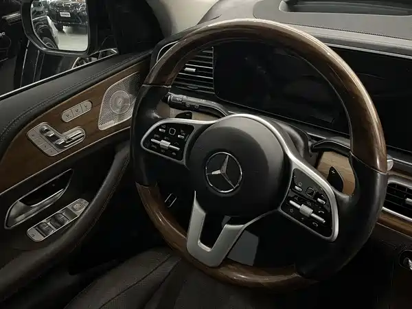 Mercedes-Benz GLS 2022
