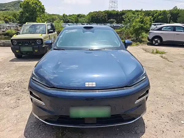 Geely Galaxy Starshine 8 2025