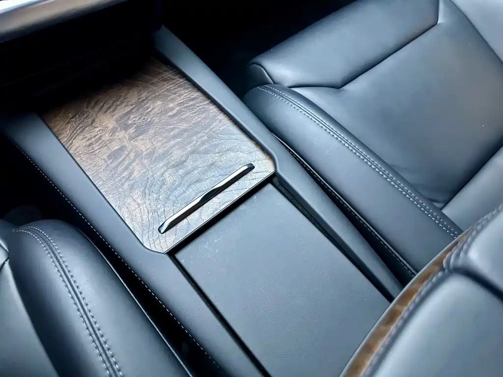 Tesla Model S 2018 — фото 17