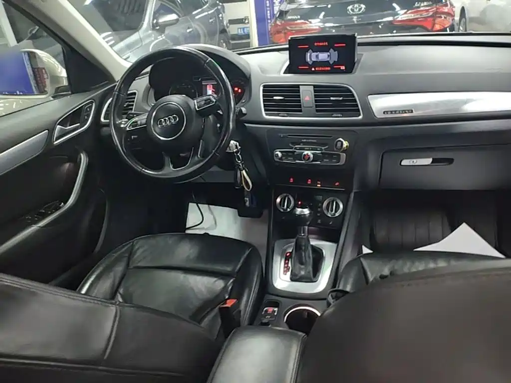 Audi Q3 2015