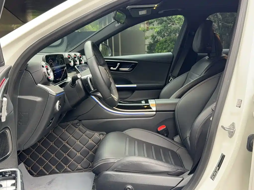 Mercedes-Benz C-Class 2022 — фото 12