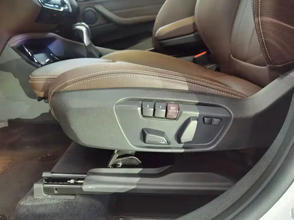 BMW X1 2019 — фото 13