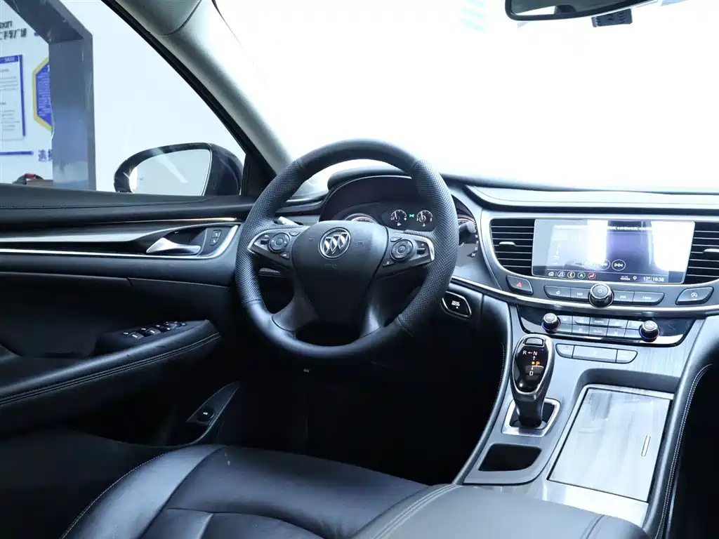 Buick LaCrosse 2020 — фото 14