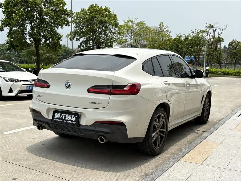 BMW X4 2021 — фото 9