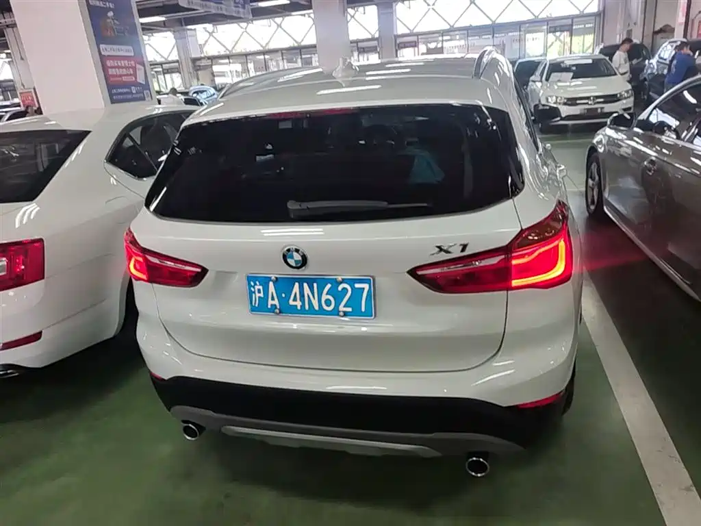 BMW X1 2016 — фото 10