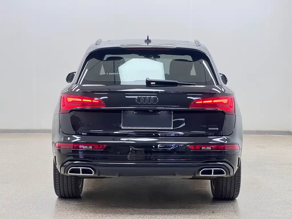 Audi Q5L 2022