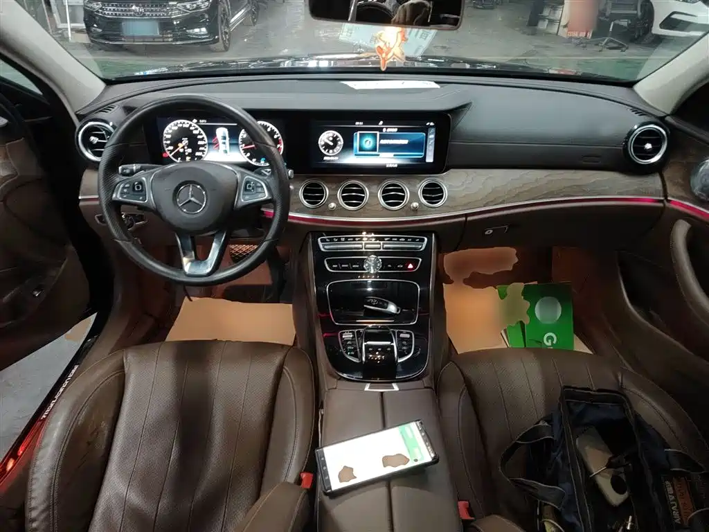 Mercedes-Benz E-Class 2017 — фото 12