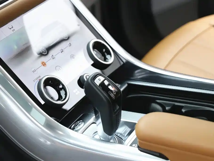 Land Rover Sport 2021 — фото 12