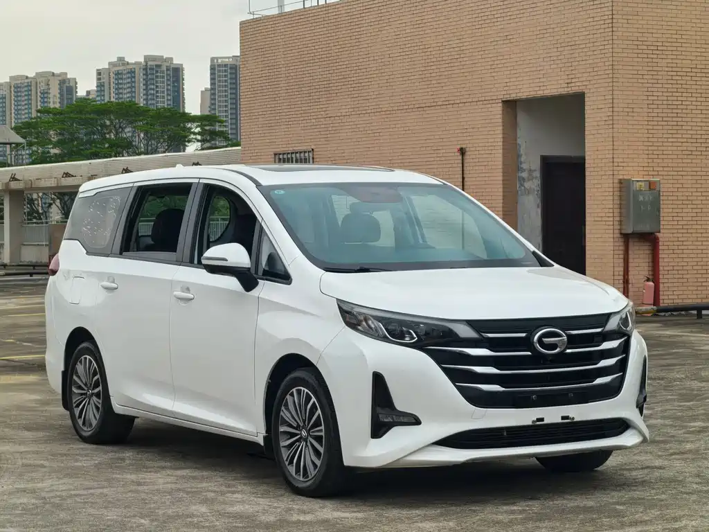 GAC Motor Trumpchi M6 2020 — фото 3