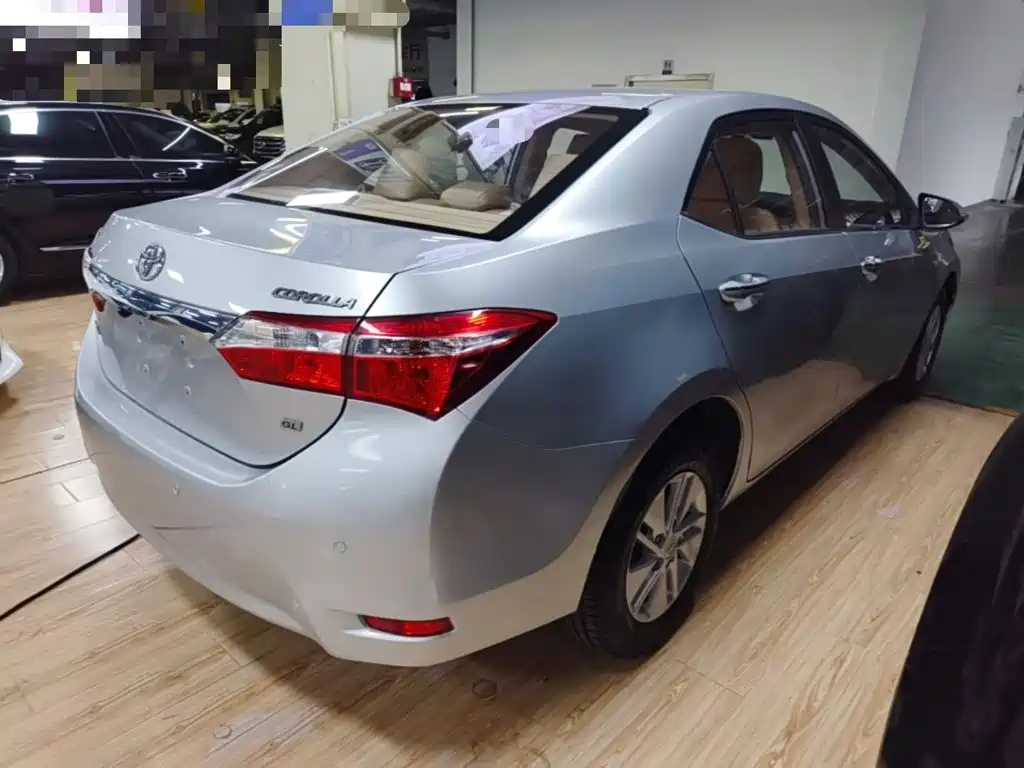 Toyota Corolla 2015