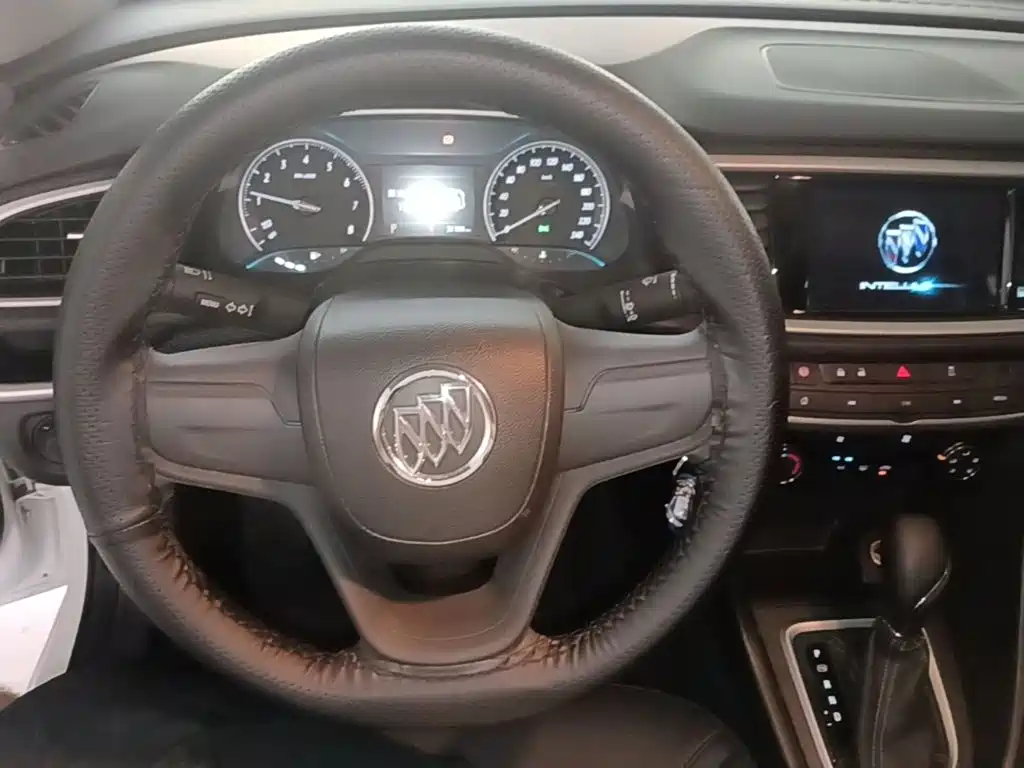 Buick Excelle 2020 — фото 11