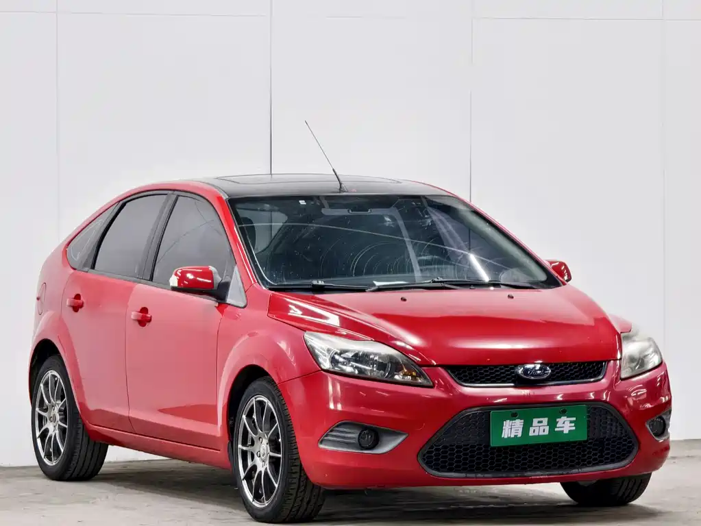 Ford Focus 2015 — фото 3