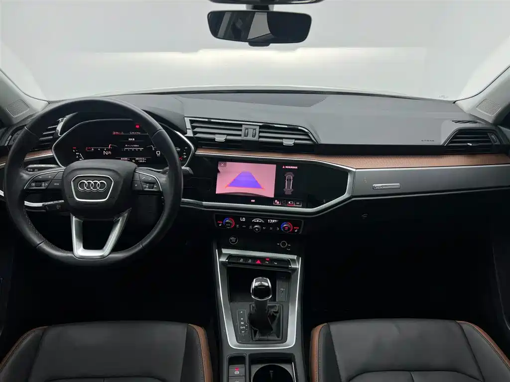 Audi Q3 2022 — фото 20