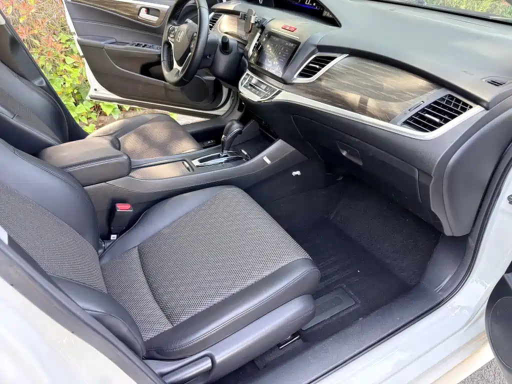 Honda Jade 2020 — фото 23