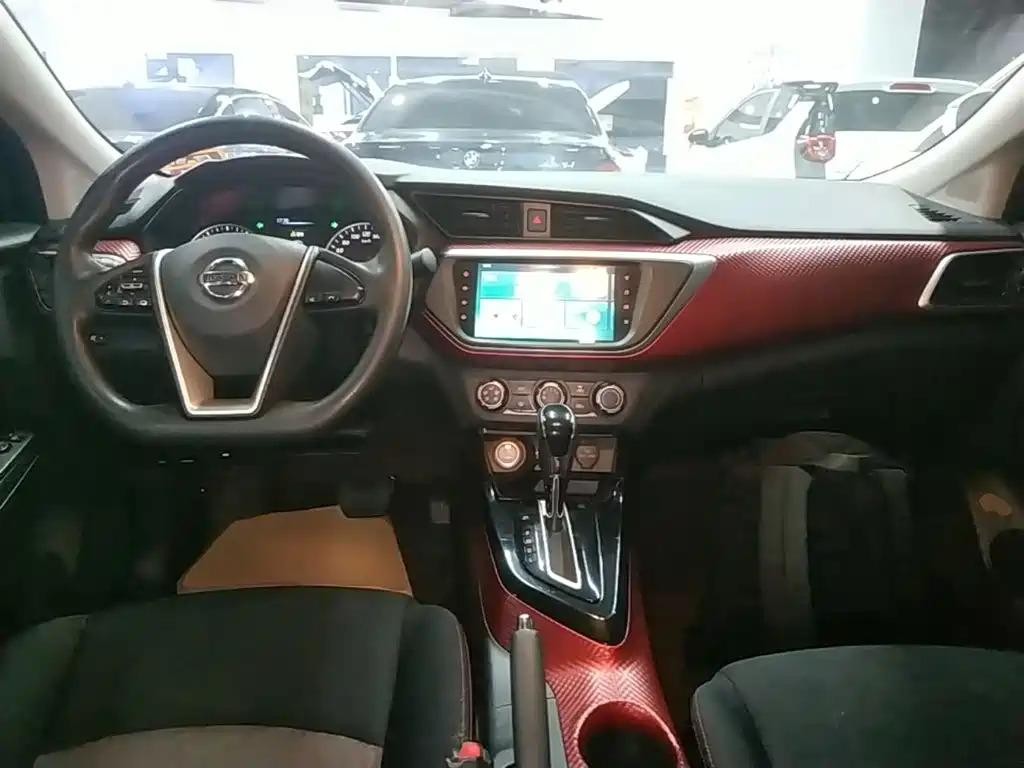 Nissan Bluebird 2020
