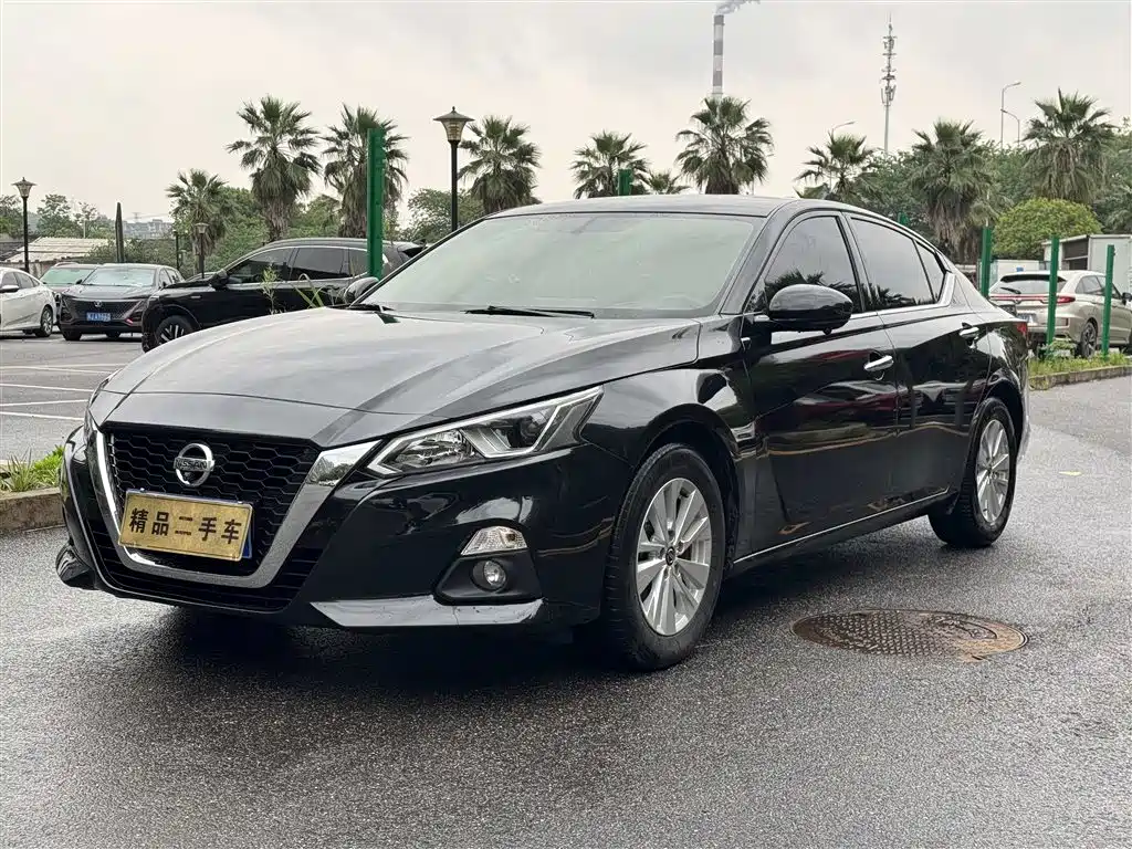 Nissan Teana 2022 — фото 3
