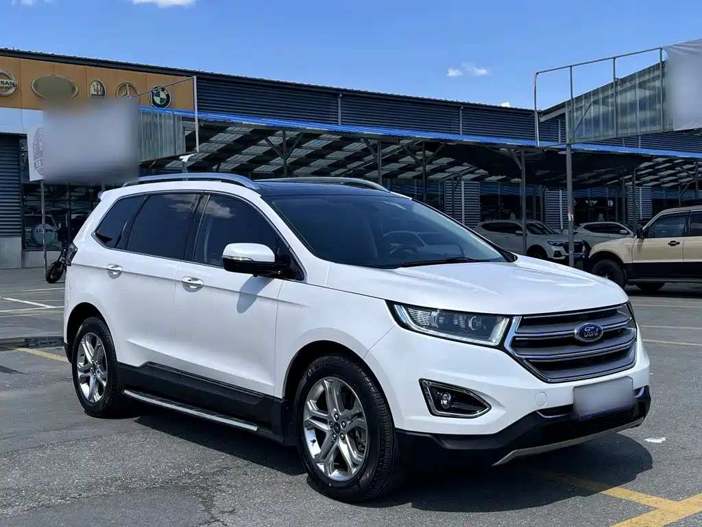 Ford Edge 2019 — фото 22
