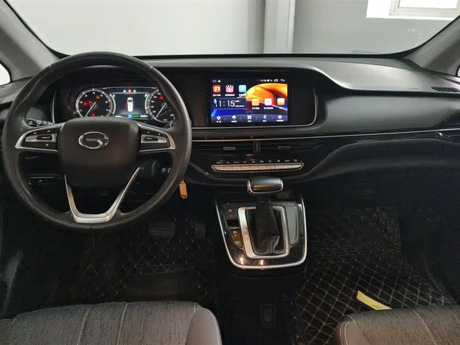 GAC Motor Trumpchi M6 2022 — фото 12