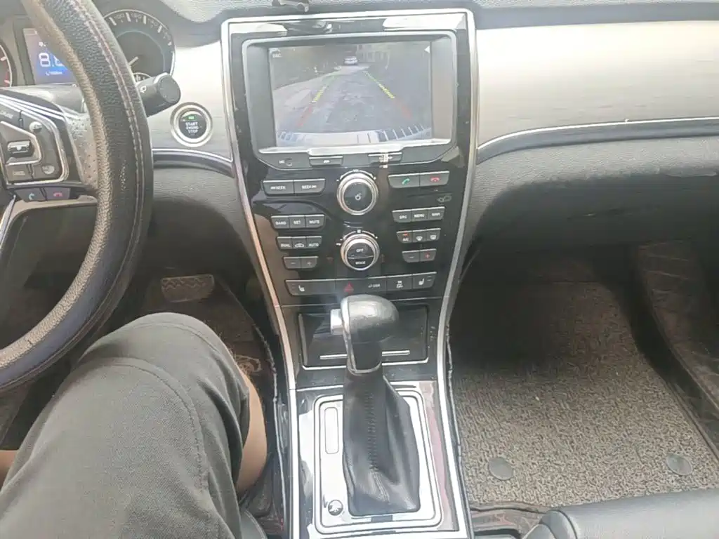 Haval H2 2015 — фото 14