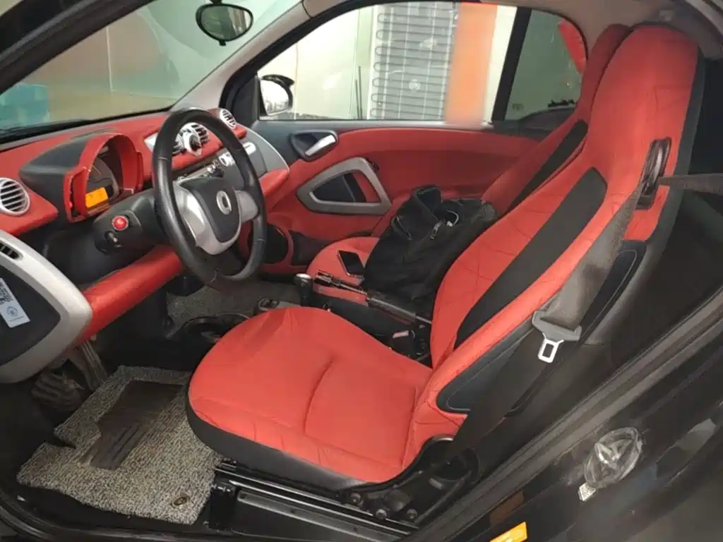 smart Fortwo 2014 — фото 17