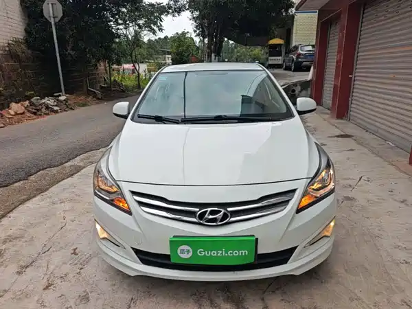Hyundai Accent 2016